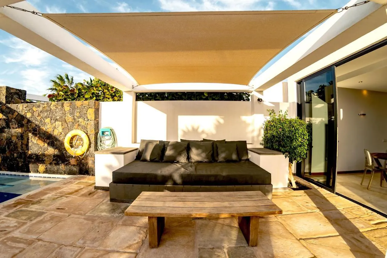 Casa Chani With Heated Pool In El Roque Cotillo Spanje